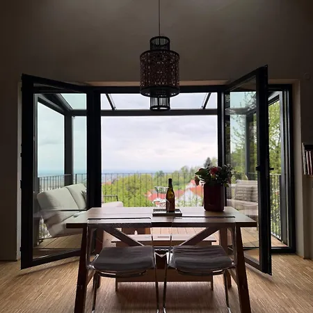 Auf Der Klippe Ferienhaus *